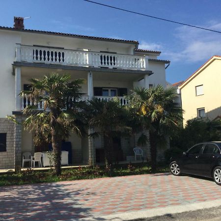 Apartment Arnie Njivice Esterno foto
